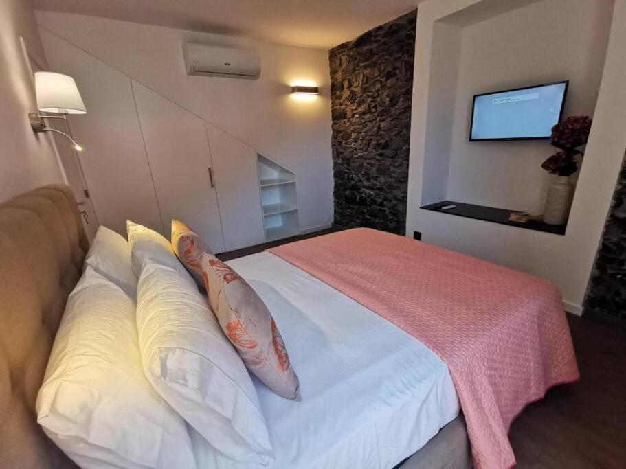 Chale Esmeralda - Charming Studios In Calheta Beach Kültér fotó