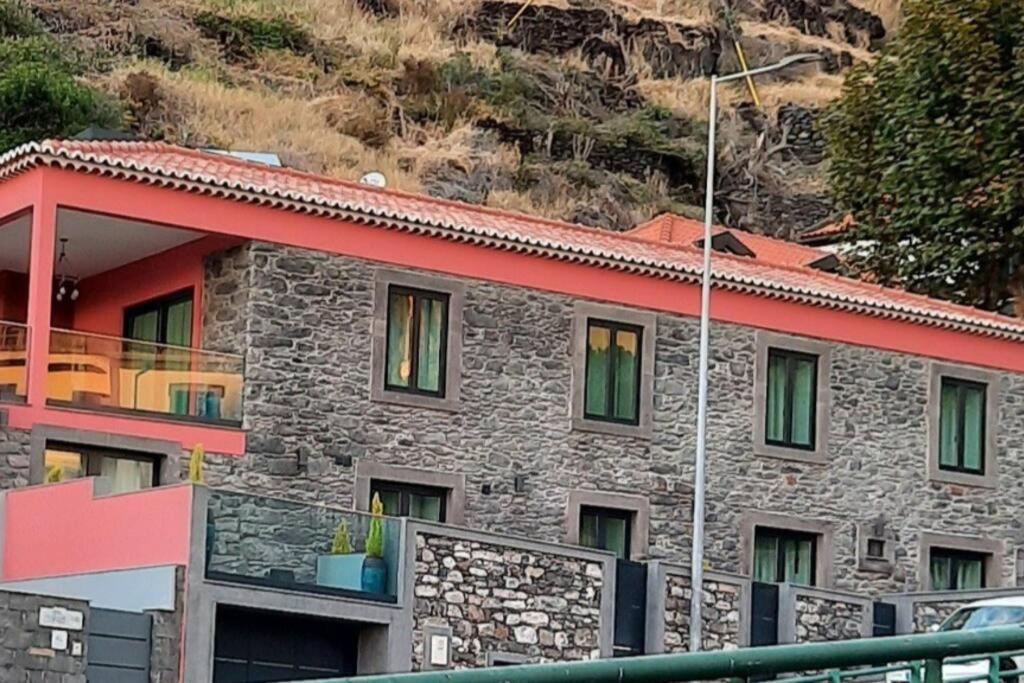 Chale Esmeralda - Charming Studios In Calheta Beach Kültér fotó