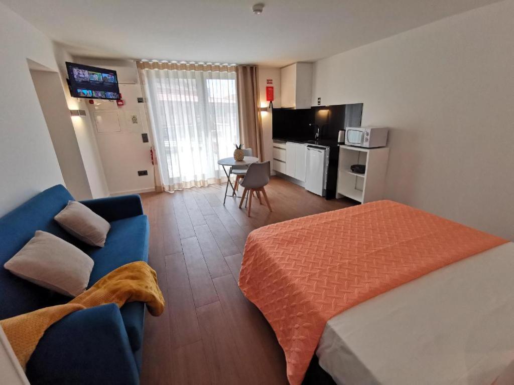 Chale Esmeralda - Charming Studios In Calheta Beach Kültér fotó